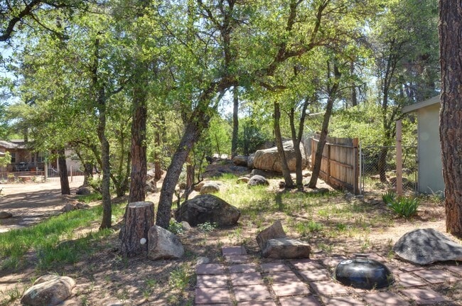 Building Photo - 3 Bedroom Home in Prescott for Rent!