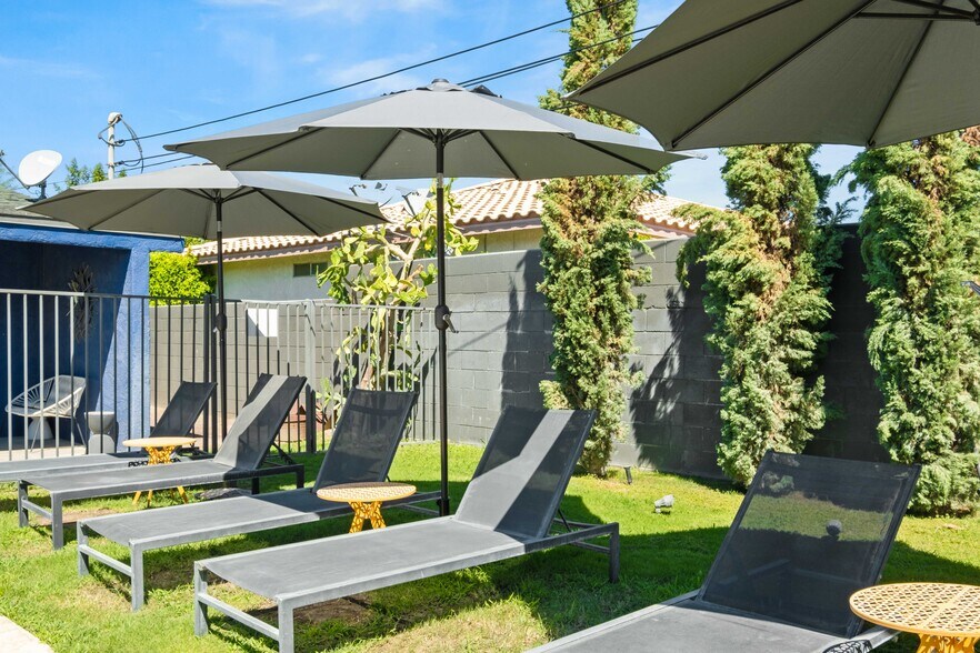 Building Photo - 41500 Maroon Town Dr