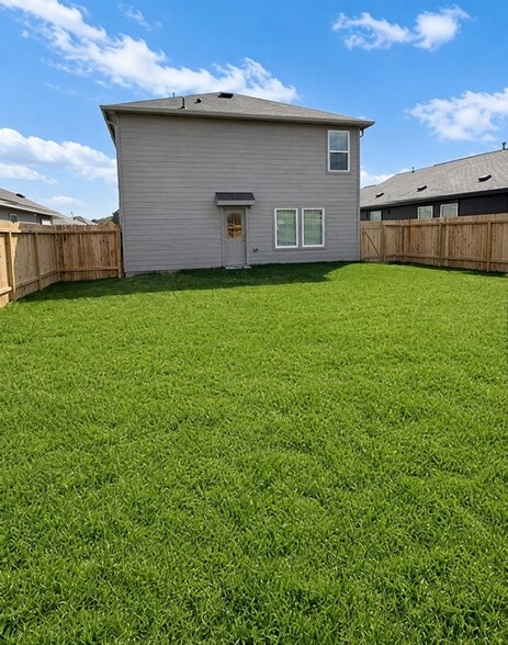 Building Photo - 12035 Noble Wood Vlg Dr