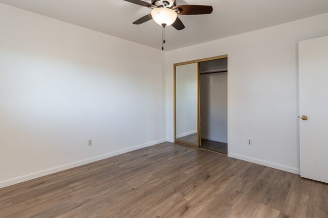 Building Photo - 300 IOLI Ranch Cir