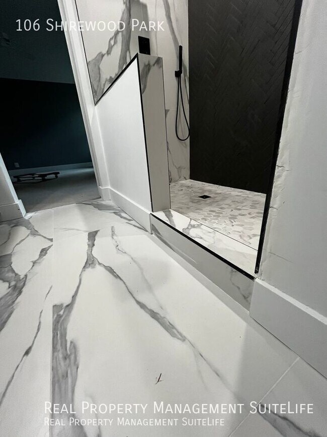 Building Photo - 106 Shirewood Park