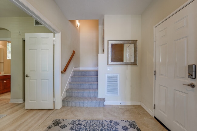 Building Photo - 10454 Zenor Ln