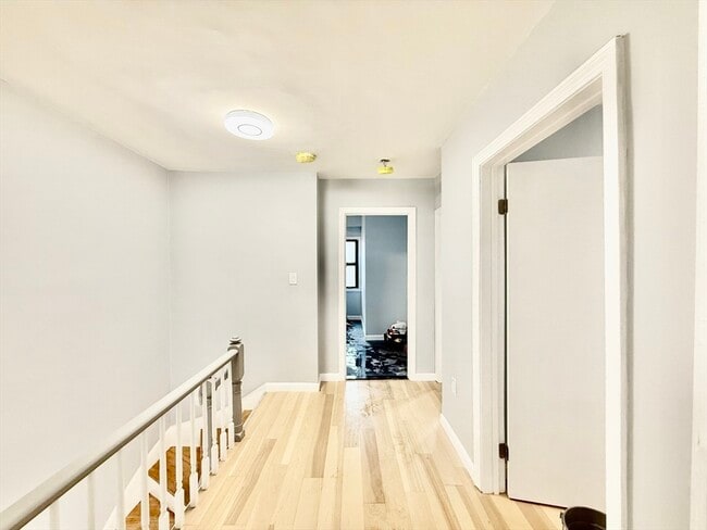 Building Photo - 15 Berwick St