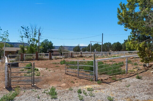 Building Photo - Rare 1.61 Acre Horse Property with Arena, Corrals, Shop & RV Parking