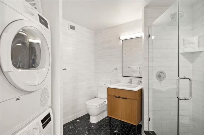 Building Photo - 420 E 54th St