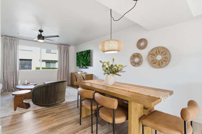 Building Photo - 4308 N Parkway Ave