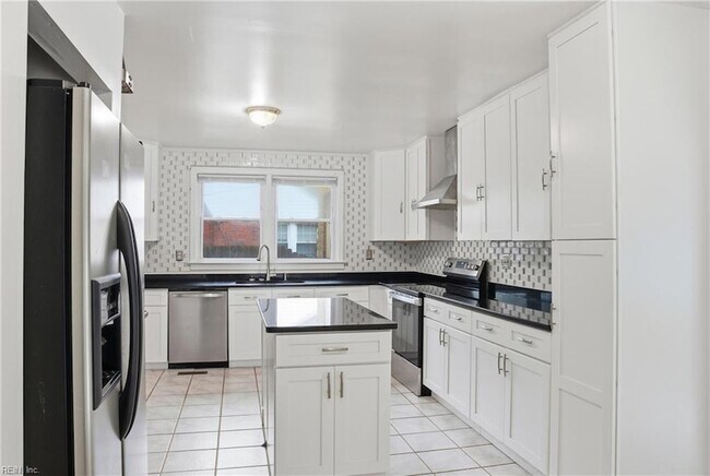 Building Photo - 1486 Old Virginia Beach Rd