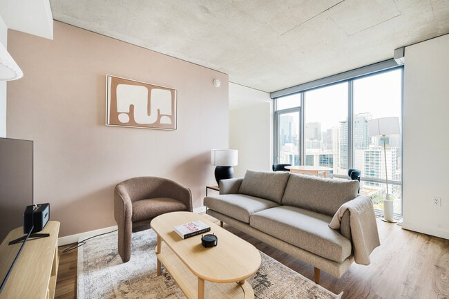 Building Photo - 225 Cedar St