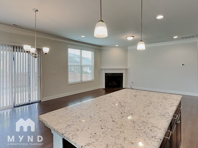Building Photo - 7377 Birchshire Dr