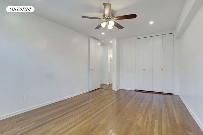 Building Photo - 35-20 Leverich St