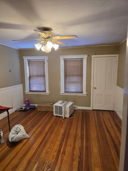 Dining Room - 10 Forest St