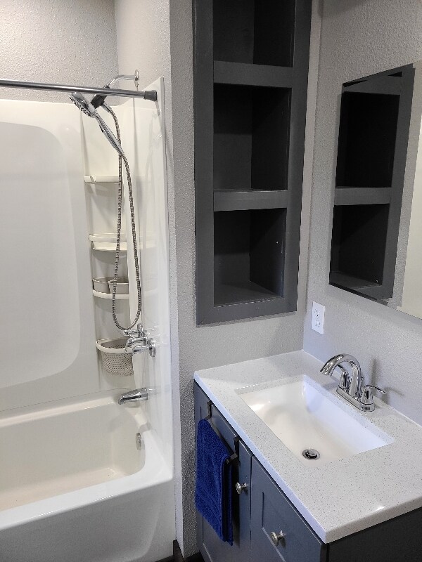 Building Photo - 1856 Canyonville-Riddle Rd