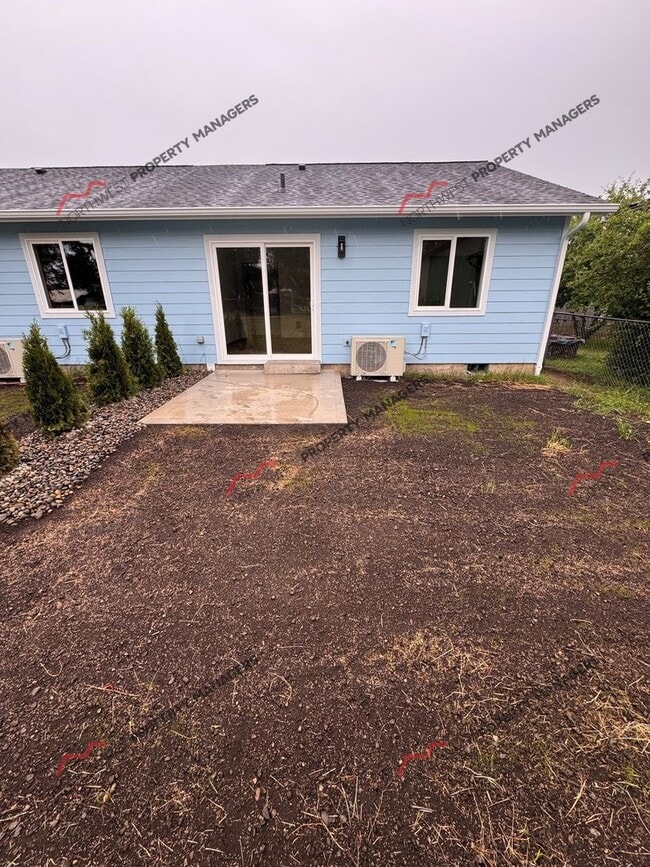Building Photo - 1818 Brenda Ln