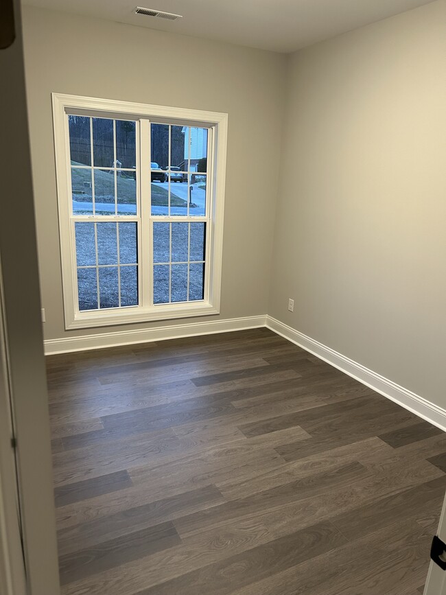 Building Photo - 329 James Harper Trail
