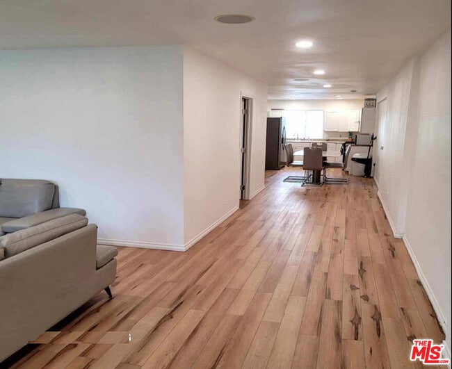 Building Photo - 16877 Orangecrest Ct