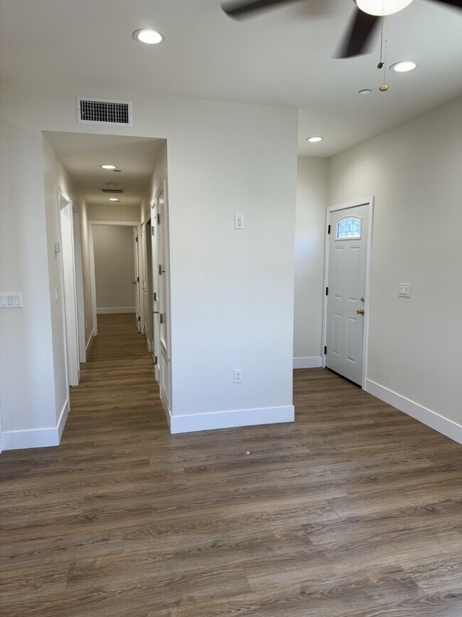 Building Photo - Brand New 2BR/1BA with Downtown LA Views i...
