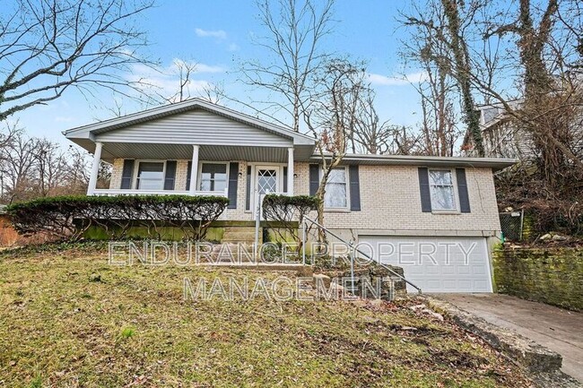 Building Photo - 334 Hyde Park Dr