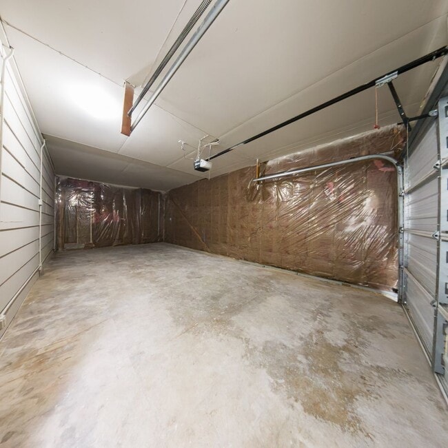 Building Photo - 3 Bedroom 2 Bath Home Conrad Iowa