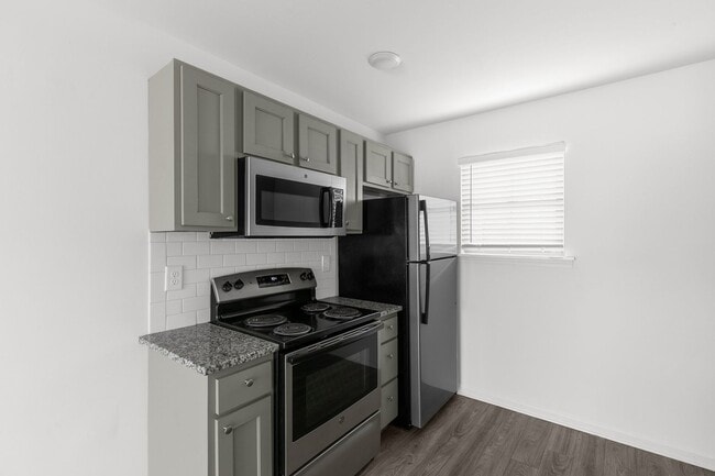 Interior Photo - Linwood Park