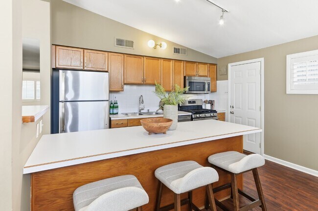 Building Photo - 1001 Coffey Ct