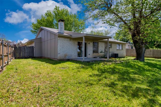 Building Photo - 7616 Parkwood Ln