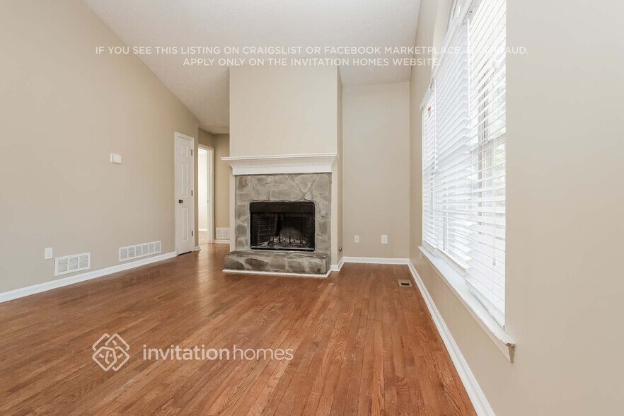 Building Photo - 64 Villa Ridge Ct
