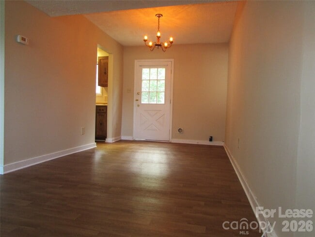 Building Photo - 1260 Fieldstone Rd