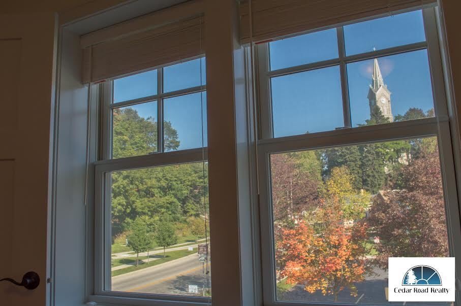 Building Photo - 209 E Jackson St