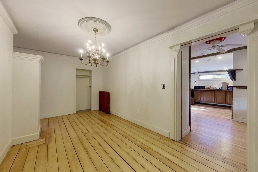 Building Photo - 711 Union St