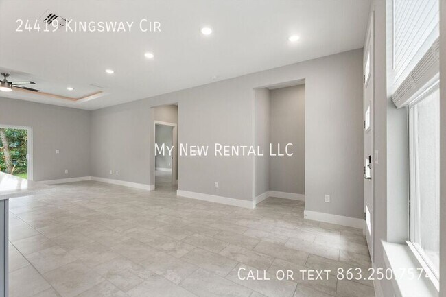 Building Photo - 24419 SW Kingsway Cir