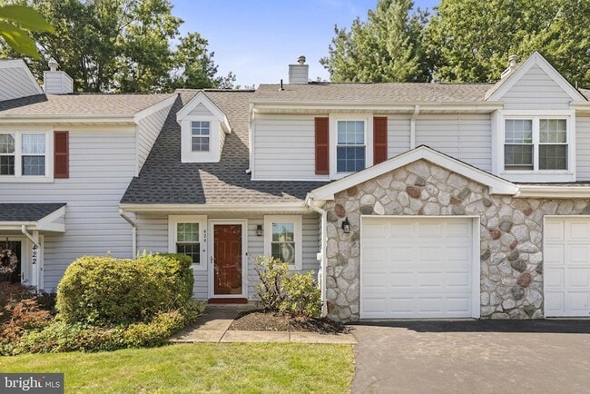 Primary Photo - 424 Revere Dr