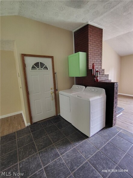 Building Photo - 2822 Red Gate Ln