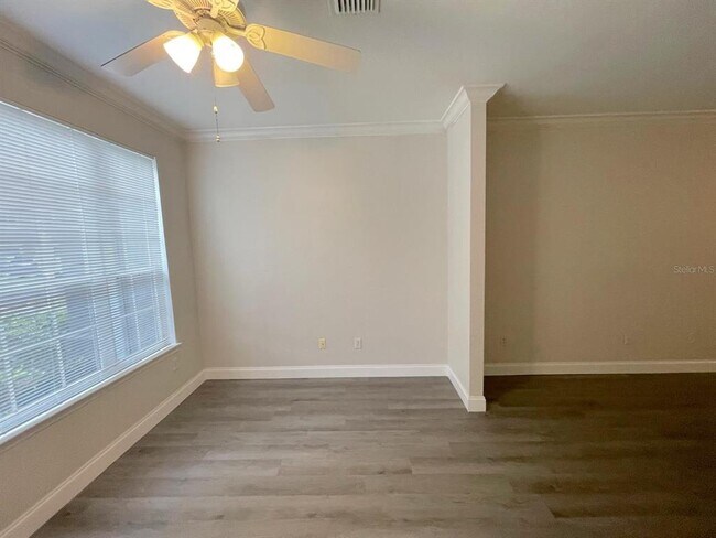 Building Photo - 3349 S Kirkman Rd