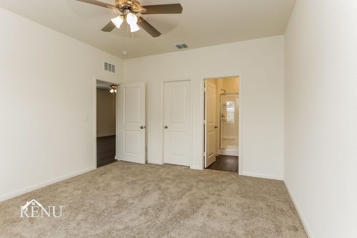 Building Photo - 5010 Firefly Hls