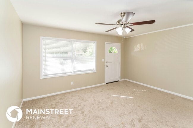 Building Photo - 1114 Rainbow Dr NE