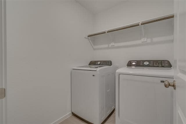 Building Photo - 2700 Wispy Crk Dr