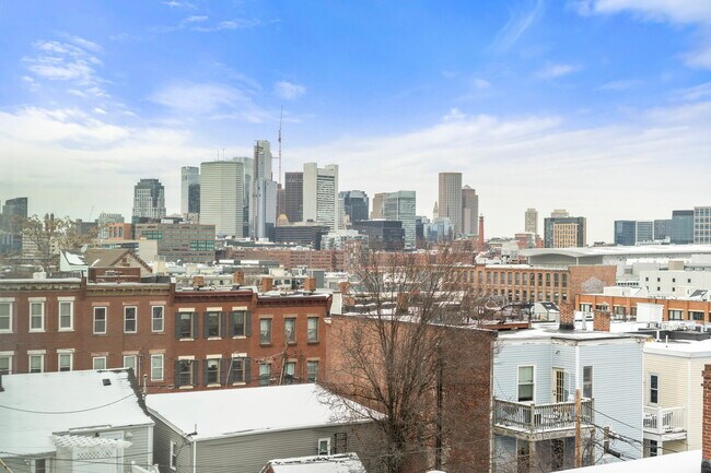 Building Photo - 420 W Broadway
