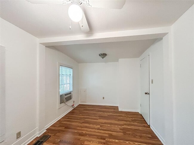 Building Photo - 4501 Avenue C