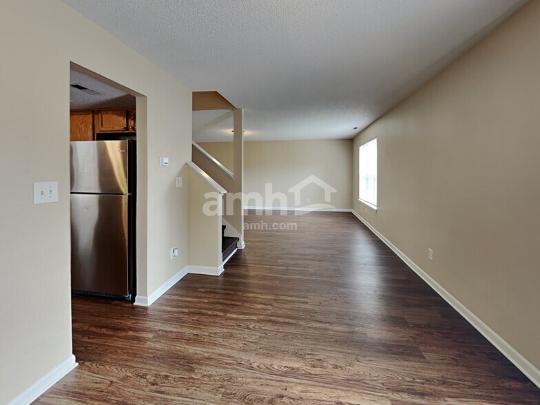 Building Photo - 6063 Bannister Ct