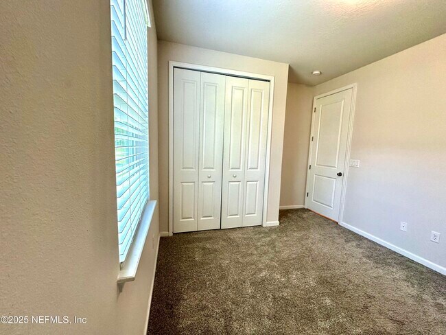 Building Photo - 75310 White Rabbit Ave