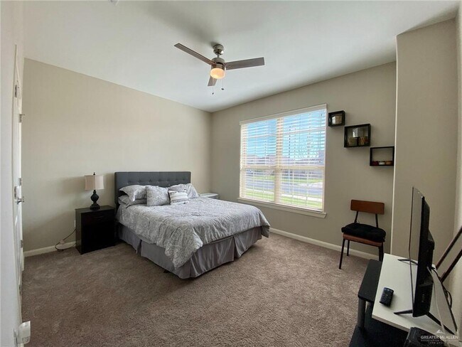 Building Photo - 5208 Escondido Pass