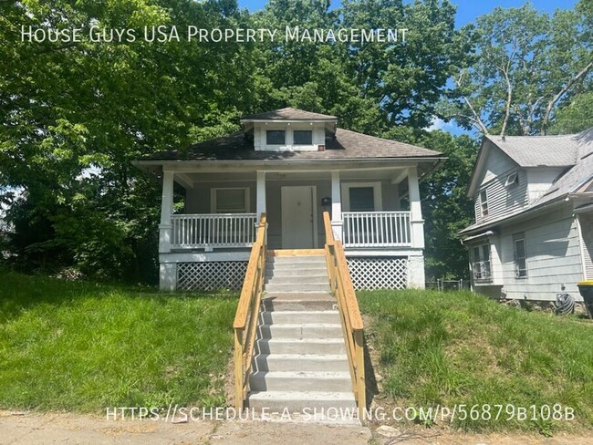 Primary Photo - Charming 2 Bed, 1 Bath Home with large fro...