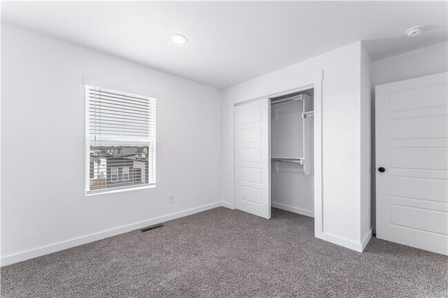 Building Photo - Now Leasing - Featherston Village - Modern Living - LEASING SPECIAL!