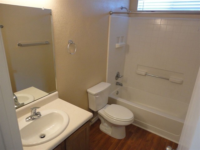 Building Photo - 4712 Whippet Court NE