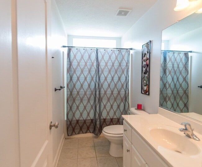 Building Photo - Beautiful Home in Evans!