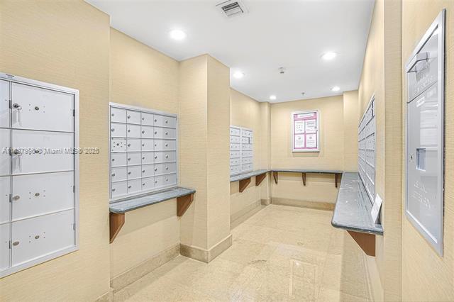 Building Photo - 8395 SW 73rd Ave