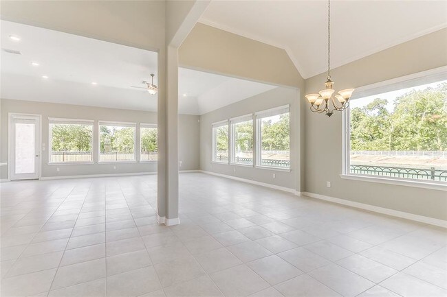 Building Photo - 4227 Carol Ridge Dr