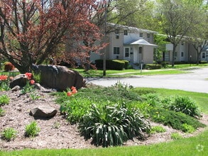 Building Photo - Ramblestone Estates