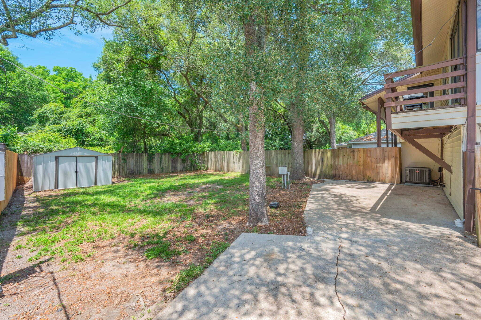 Building Photo - 1002 High Grove Ct