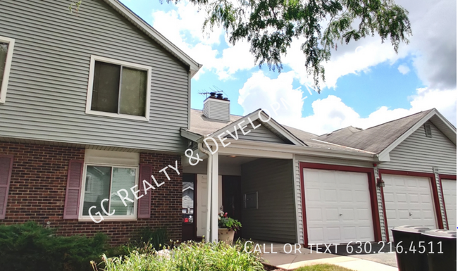 Primary Photo - *** 2 BDRM - 2 BTH / SCHOOL DISTRICT 68 / ...